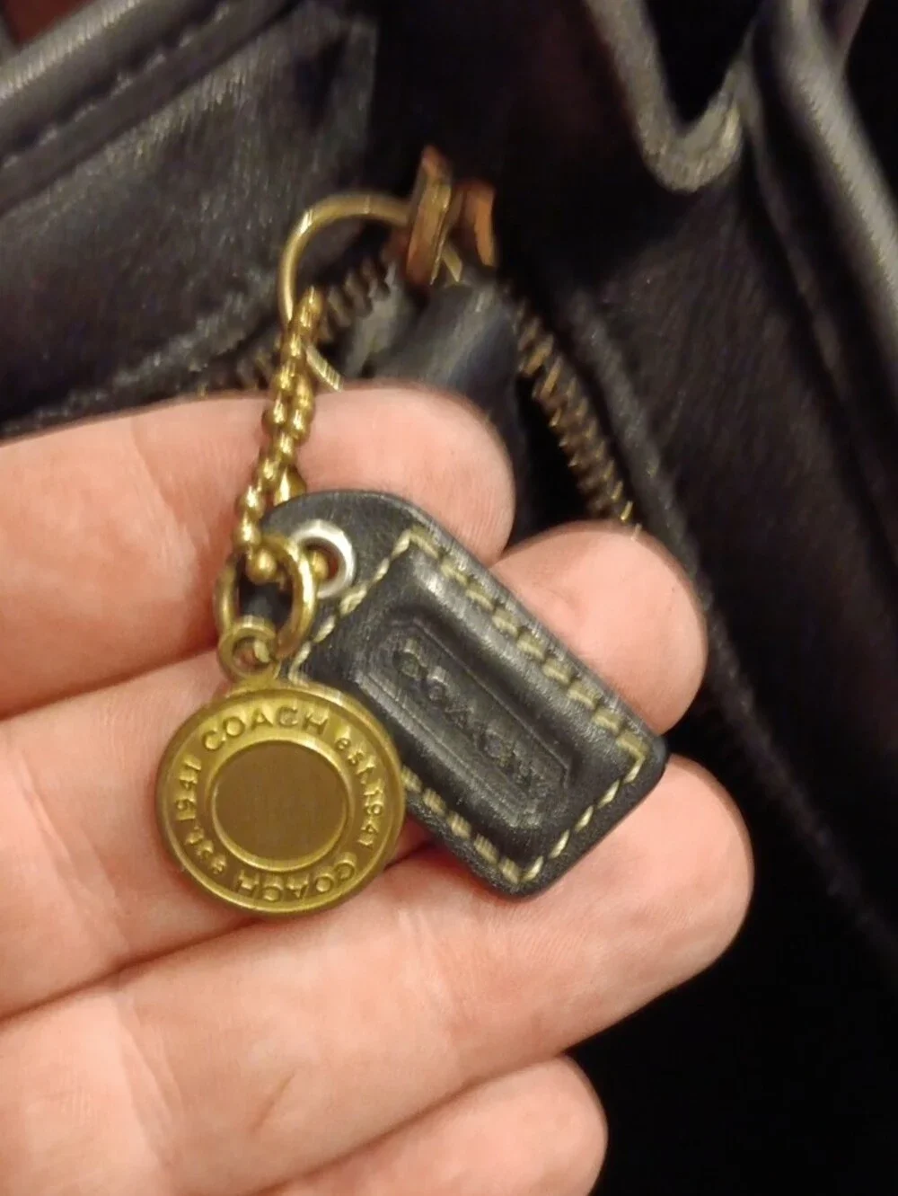 Authentic Vintage Coach Taft Bag — Style 9980 (Black)